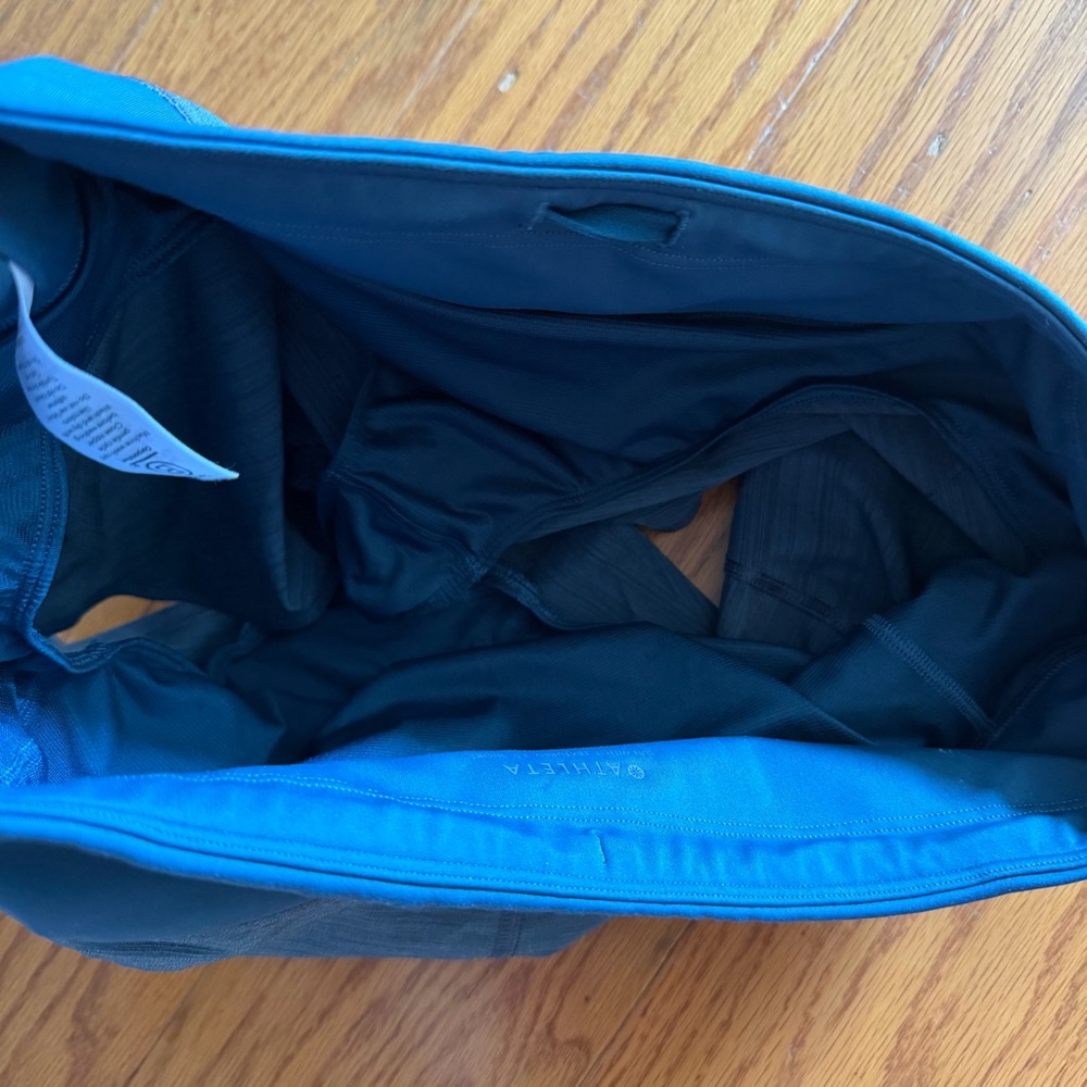Athleta Women's Athletic Shorts Work Out Small S - Picture 12 of 12